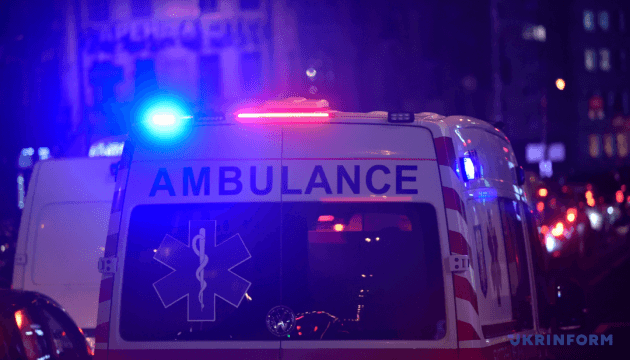 A Russian missile strike hit the city of Brovary in the Kyiv region, resulting in one fatality and eight injuries, according to local sou...