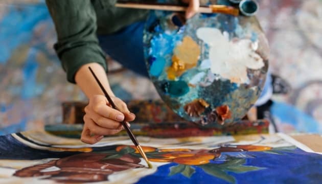 Almost 200 entrepreneurs in Ukraine's creative sector have received state grants under the 'Own Business' program, with total funding sur...