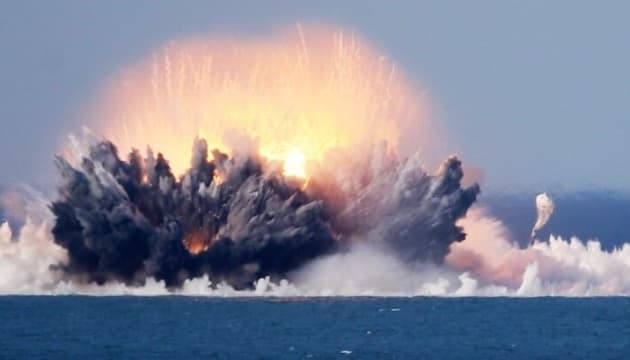 Ukrainian defenders have successfully struck three Russian 'Pantsir-S1' anti-aircraft missile and gun systems in occupied Crimea, accordi...