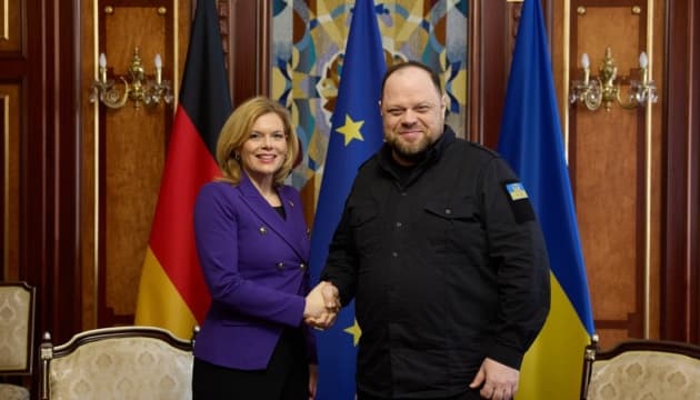 Ruslan Stefanchuk, the Speaker of Ukraine's Parliament, met with Julia Klyokner, President of the German Bundestag, to discuss military a...