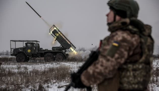 Ukrainian Defense Forces have launched a series of strikes against Russian military targets in temporarily occupied territories, accordin...